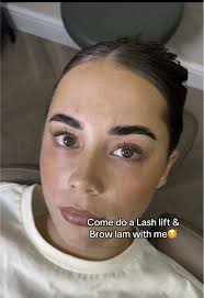 Get Stunning Lash Lifts and Brow Lamination Services