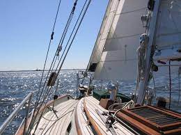 Bending On Sails Sailing Boat Sailboat Design