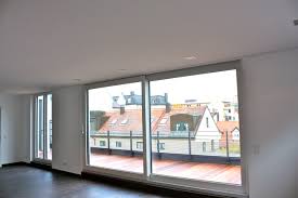 Parken vor dem haus kostenlos die wohnung hat parkettböden und ist mit antiken u. Ausbau Einer Dg Wohnung In Munchen Beate Goll Architekturburo