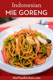 I forgot to add garlic. Indonesian Mie Goreng Recipe Video Wok Fried Egg Noodles