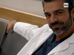 Insieme a luca argentero sono confermati i ritorni di matilde gioli, pierpaolo spollon, gianmarco saurino, sara lazzaro, silvia mazzieri e raffaele esposito. Doc Nelle Tue Mani Numero Puntate Cast Attori Location Repliche