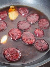 If you're new to cooking with chorizo, this tip will come in handy: Chorizo Al Vino Tinto Chorizo In Red Wine Caroline S Cooking