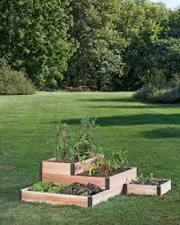 Strawberry Beds 3 Tier Raised Strawberry Bed Gardeners Com Diy Raised Garden Vegetable Garden Raised Beds Raised Garden