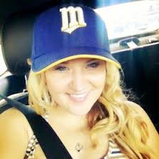 Cassandra Beach (CassandraMae22)