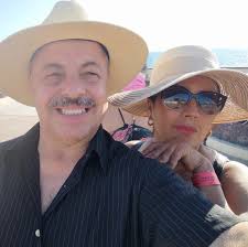 I need a recommendation for a REALLY GOOD body shop. I've got some paint  bubbles (rust!), and need the area sanded, treated, primered. Can you guys  help me out? Thanks!