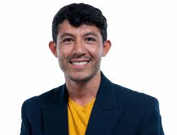 Martin Alfaro's Instagram, Twitter & Facebook