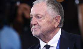 Le gang des retraités enlève son conseiller financier