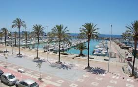 6 double bedrooms, 3.5 bathrooms. 6 Wohnungen Fur 2 24 Personen 300 Meter Bis Zum Strand Caleta De Velez Velez Malaga Malaga Costa Del Sol