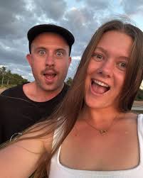 We made it to Darwin 🌅🏝️ A beautiful week spent sightseeing, checking out  local pubs, croc tours in the Adelaide River & some pretty some sick  sunsets 🔥 Definitely a place worth