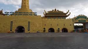 Anh thư & công toàn. Cá»•ng Chinh Cá»§a Khu Du Lá»‹ch Ä'áº¡i Nam Tá»‰nh Binh DÆ°Æ¡ng Ráº¥t Ä'áº¹p Va Hoanh Trang Vo Cung Youtube