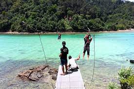 Its a very short journey only about 20sec, but the view is incredible and the speed is just right at about 40mph, the heavier the quicker! Tripadvisor The Coral Flyer Zipline Adventure At Marine Park From Kota Kinabalu Provided By Magunatip Holidays Pulau Gaya Kota Kinabalu District