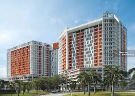 Petaling merupakan satu daerah yang termaju di negeri selangor, malaysia.ia terletak di antara daerah klang dan wilayah persekutuan kuala lumpur. Suria Jelutong Apartment Bukit Jelutong Shah Alam For Rent Property Rentals On Carousell