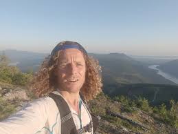 Experience one of the world's top 50 hiking and wilderness trails! Athlete Sets Record Time On Sunshine Coast Trail Powell River Peak