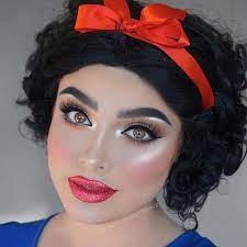 Pin By Ariel Flanery On Snow White Doll Collection Snow White Makeup Halloween Makeup Pretty Halloween Makeup Diy