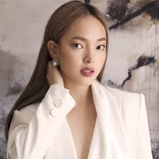 Châu Bùi: Từ người mẫu 39 kg đến biểu tượng thời trang đình đám