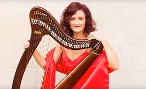 Harpist) Evelyn Mackey