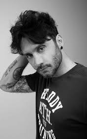 Fabrizio moro — la felicità 03:28. Fabrizio Moro Non Un Semplice Concerto Sara Scrive