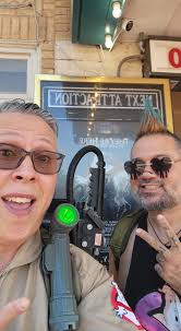 The cast of The Ghost of Splinter Cove carried