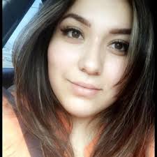 Melody Willis (@aythatsmelody)