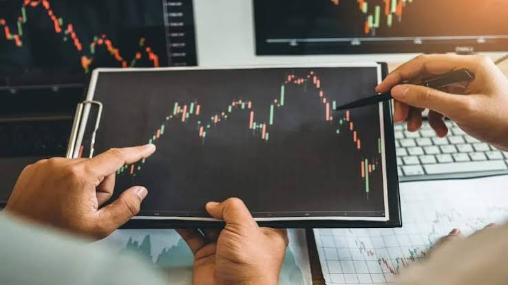 Share Markets: शेयर बाजार में 'ब्लैक फ्राइडे', सेंसेक्स 1,100 अंक टूटा; निवेशकों के ₹3 लाख करोड़ स्वाहा - share market crash sensex down 1100 poitnts investors lose rs 3 lakh crore in