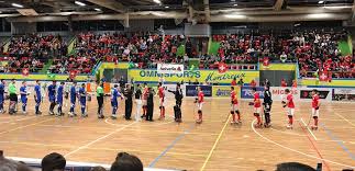 A final four vai ser disputada no nosso país, de resto, mais concretamente no luso, e o maisfutebol vai acompanhar as principais incidências dos três jogos. Hoquei Em Patins Benfica Goleia Em Montreux Portugueses Na Suica