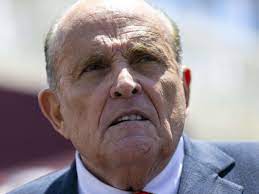 Rudolph william louis giuliani is an american politician and currently inactive attorney, who served as the 107th mayor of new york city fro. Rudy Giuliani Vor Der Pleite Donald Trump Lasst Ihn Im Regen Stehen Politik