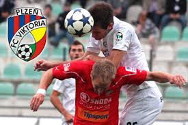 Petr čech (plzeň, 20 de maio de 1982) é um futebolista tcheco que atuava como goleiro.hoje é diretor técnico do chelsea, estando inscrito como jogador. Jde Do Tuheho Plzen Nebo Sparta Radiozurnal