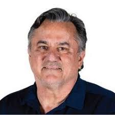 Bernie Witt's Instagram, Twitter & Facebook