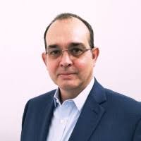 300+ "Daniel Bach" profiles