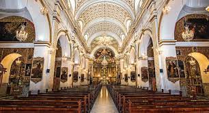 La iglesia y monasterio de santa rosa de lima, erigido en honor a la patrona de américa y filipinas, fue construido en 1699 y en su interior se conservan la. San Pedro De Lima Conoce Mas De La Primera Iglesia Jesuita En Hispanoamerica Fotos Luces El Comercio Peru