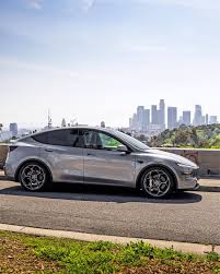 I think I've found my new favorite "Juniper" setup... UP05 21x9.5 +35