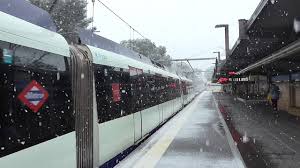 Compara gratis los precios de particulares y agencias ¡encuentra tu casa ideal! Metro De Madrid 7000 En Batan Con Nieve En La Casa De Campo Youtube