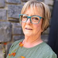 The eight McDonnell sisters, originally from Westport, chose Leinster House  as the destination for their latest sisterly outing where they were greeted  by Minister of State Marian Harkin who said the collective