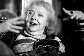 Pilar Pedraza: «Que no me digan que no debo leer a Sade por ser patriarcal,  porque los mando a la mierda»