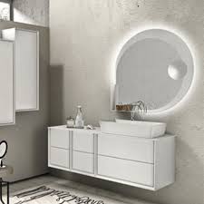 Specchio classico ovale ha un fascino particolare e sempre moderno. Specchio Led A Goccia Con Ingranditore 90 X 90 X 2 5 Cm Arredo Bagno Moderno