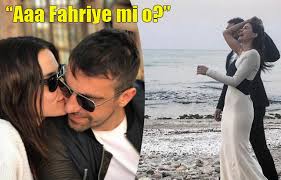 Jun 14, 2021 · kısa süre önce final yapan doğduğun ev kaderindir dizisinde rol alan yakışıklı oyuncu i̇brahim çelikkol, mimar mihre çelikkol ile 2017 yılında nikah. Ibrahim Celikkol Un Olay Paylasimi