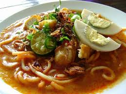 Dah menggelegak, perasakan dengan gula dan garam. Resepi Mee Rebus Singapura Resepi Bonda
