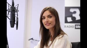 40 eu/9 us/6.5 uk hair: Topmodel Ronja Furrer Wunscht Sich Slayer In Talk Sendung Focus Youtube