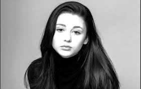 Interview: Issie Swickle Talks About Her Single “Me, You”!