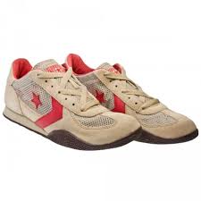 Hol dir ein klassisches paar converse, wie die classic chucks oder chuck '70s in regenbogenfarben und feiere die lgbtqia+ community. Converse Schuhe Targa Ox Khaki Red Choc Trainers Skateboard Shoes Sneaker Sneakers Kaufen Bei Demotex Gmbh