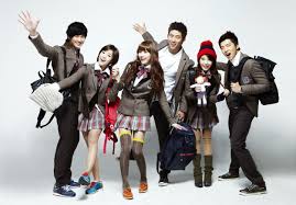 Selama di sekolah, mereka belajar bagaimana mengembangkan menyanyi, menulis lagu dan menari serta keahlian mereka saat mengembangkan diri. Dream High Wallpapers Top Free Dream High Backgrounds Wallpaperaccess
