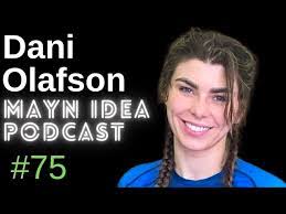 Sasha Hulse's Instagram, Twitter & Facebook