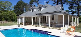 With more than 30 years of experience in building across wa, wa country builders have helped close to 6,000 people realise their new home dream. Grey Roof Cottage Australian Country Houses Home Builders Facade House