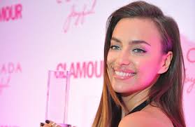 Irina shayk, new york, ny. A Kardashyan Znaet Irina Shejk Zakrutila Roman S Kane Uestom