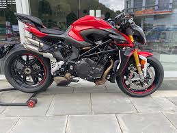 Jun 10, 2021 · the 2021 mv agusta brutale 1000 rr looks similar to the 2020 model. Buy Motorbike New Vehicle Bike Mv Agusta Brutale 1000 Rr Shamal Garage Munchenstein Id 4949944 Zeile 72
