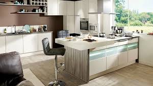 Lecons D Ilot Central Par Conforama Cuisine Moderne Cuisines Design Cuisines Maison