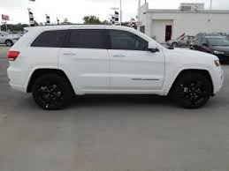 Black And White Jeep Grand Cherokee 2015 Jeep Grand Cherokee Altitude Dream Cars Jeep Jeep Grand Cherokee Jeep Cars