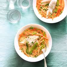Appreciez Nos Delicieux Repas Sur 15 Reproduisez La Recette Curry Thai De Poisson Au Lait De Coco Et Decouvrez Le Recettes De Cuisine Recette Curry Curry Thai