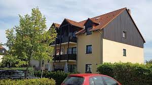 Möbliertes wohnen in machern +++ terrasse mit seeblick + wohnzimmer mit schlafcouch und tv + schlafzimmer mit doppelbett. 3 Zimmer Wohnung Zu Vermieten Schlossblick 19 04827 Machern Leipzig Kreis Mapio Net