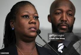 589 Angela Wong Photos & High Res Pictures